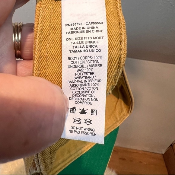 UNIVERSITY OF OREGON NIKE VISOR. NWOT-Never Worn. Adj Slide Buckle. - Picture 3 of 5